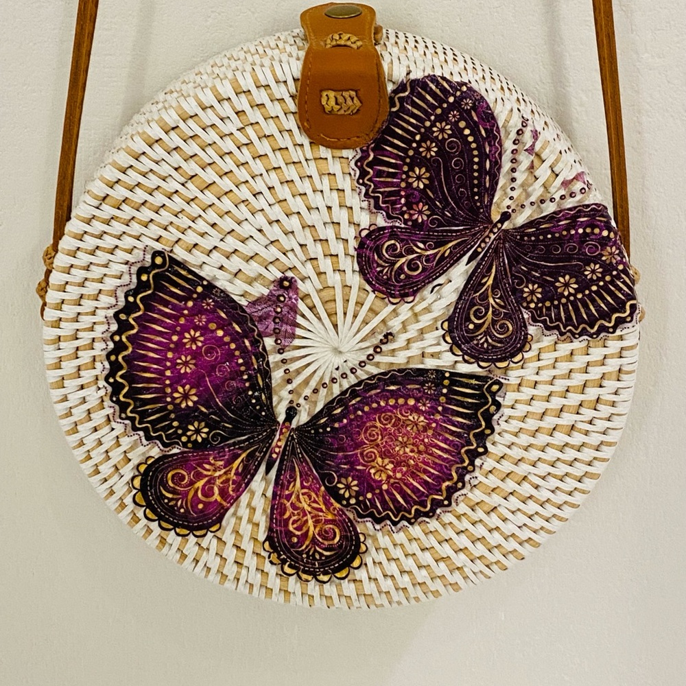 Woven Round Bali Bag - Picture 3 of 7